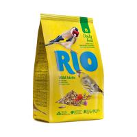 RIO_feed_wild_face